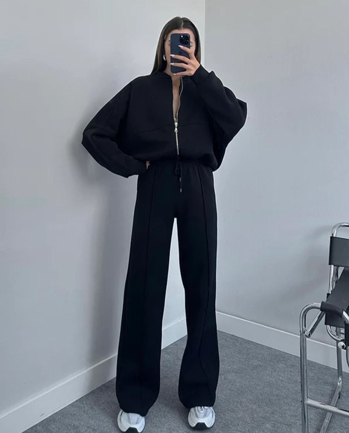 LONA- Comfy Tracksuit